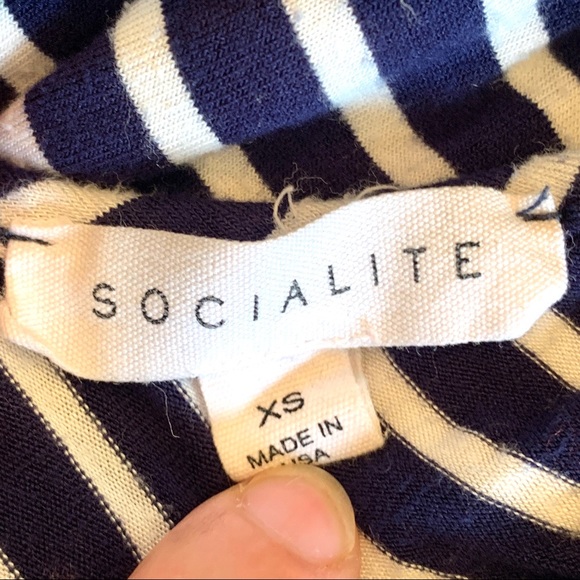 Socialite Striped Dress - Picture 3 of 3